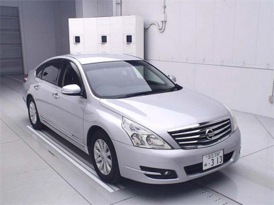 NISSAN TEANA