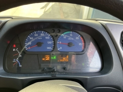 NISSAN DIESEL (UD) QUON