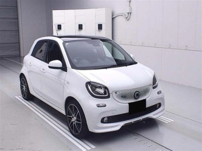 SMART FOURFOUR
