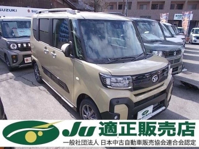 DAIHATSU TANTO FUN CROSS