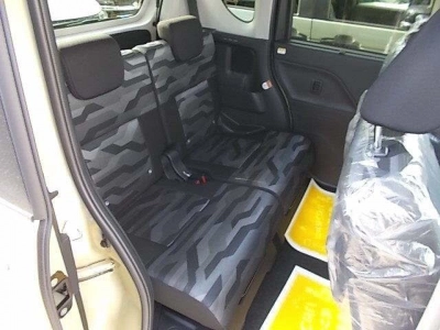 DAIHATSU TANTO FUN CROSS