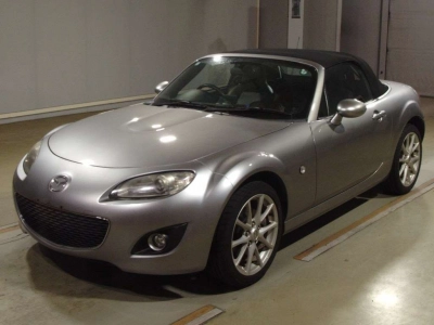 MAZDA ROADSTER