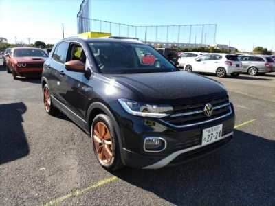 VOLKSWAGEN T-CROSS