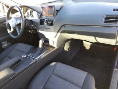 MERCEDES BENZ C CLASS