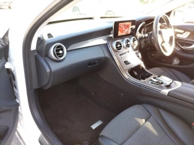 MERCEDES BENZ C CLASS