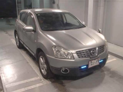 NISSAN DUALIS
