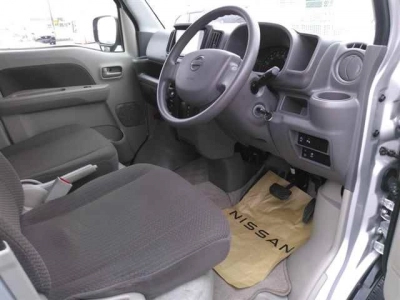 NISSAN NV100 CLIPPER