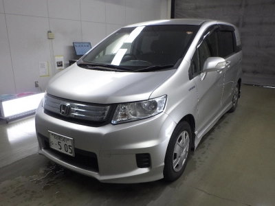 HONDA FREED SPIKE
