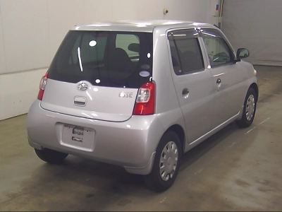 DAIHATSU ESSE
