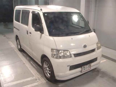 TOYOTA TOWN ACE VAN