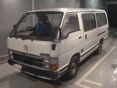 TOYOTA HIACE WAGON