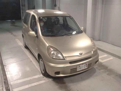 TOYOTA FUN CARGO