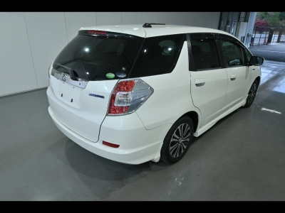 HONDA FIT SHUTTLE