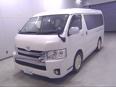 TOYOTA HIACE WAGON