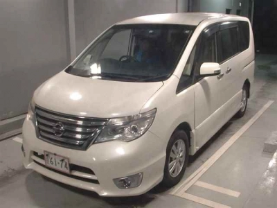 NISSAN SERENA