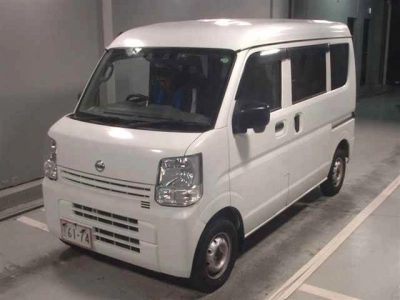 NISSAN NV100 CLIPPER