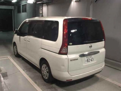 NISSAN SERENA