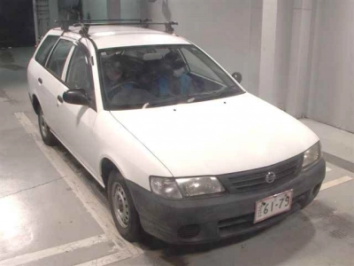 NISSAN AD VAN