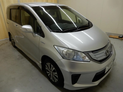 HONDA FREED