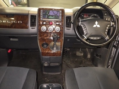 MITSUBISHI DELICA D:5