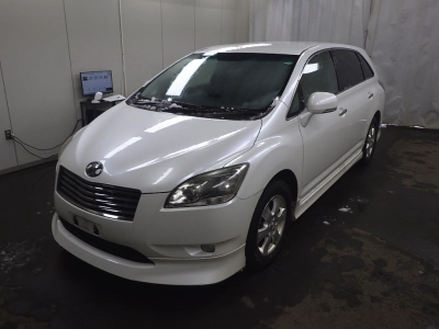 TOYOTA MARK X ZIO