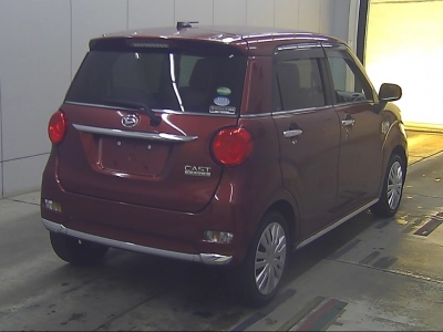 DAIHATSU CAST