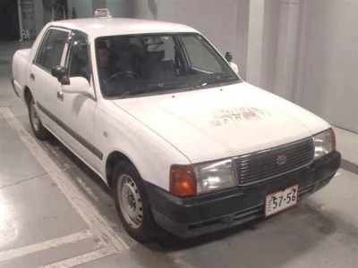 TOYOTA CROWN COMFORT