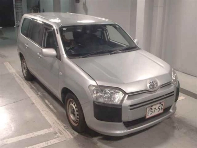 TOYOTA SUCCEED VAN
