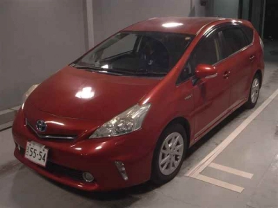TOYOTA PRIUS ALPHA