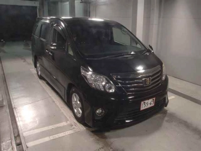 TOYOTA ALPHARD