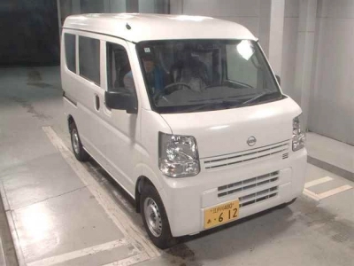 NISSAN CLIPPER VAN