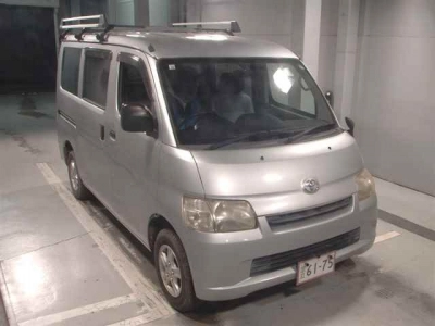 TOYOTA TOWN ACE VAN