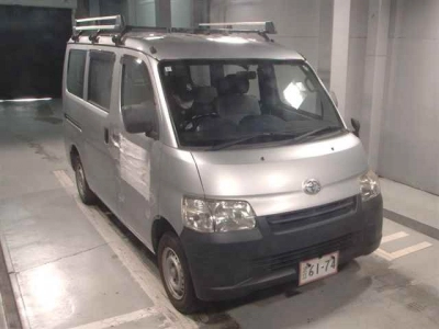 TOYOTA LITE ACE VAN