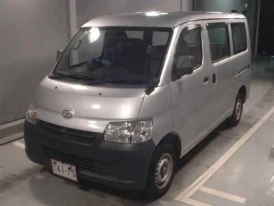 TOYOTA TOWN ACE VAN