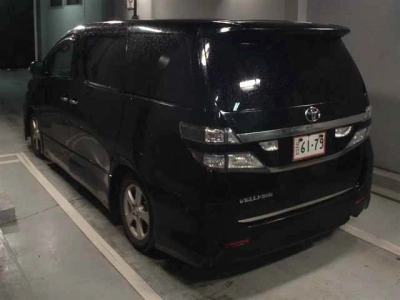 TOYOTA VELLFIRE