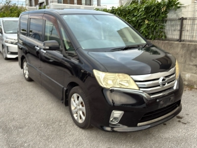 NISSAN SERENA