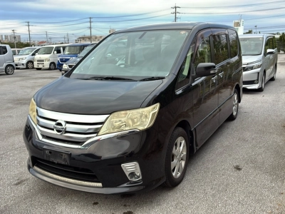 NISSAN SERENA