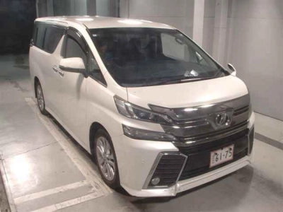 TOYOTA VELLFIRE