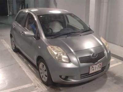 TOYOTA VITZ