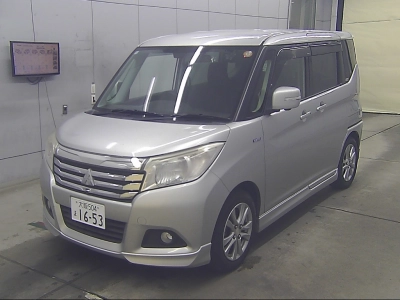 MITSUBISHI DELICA D:2