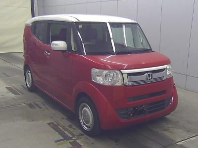 HONDA N-BOX SLASH