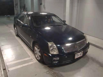 CADILLAC STS