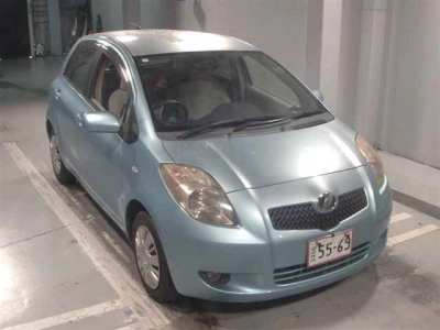 TOYOTA VITZ