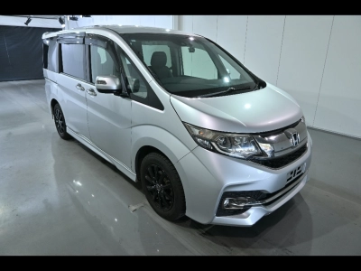 HONDA STEPWGN SPADA
