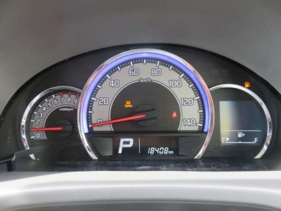 NISSAN NV100 CLIPPER RIO