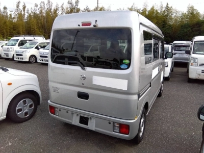 NISSAN NV100 CLIPPER