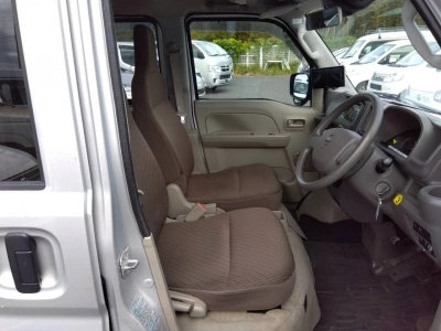 NISSAN NV100 CLIPPER