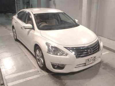 NISSAN TEANA
