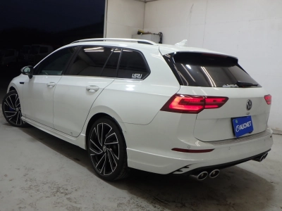 VOLKSWAGEN GOLF R VALIANT