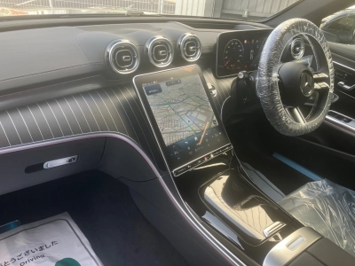 MERCEDES BENZ E CLASS